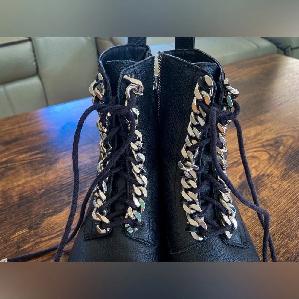 Rebecca Minkoff Janyi Chain Boots, size 7.5 - Picture 10 of 13